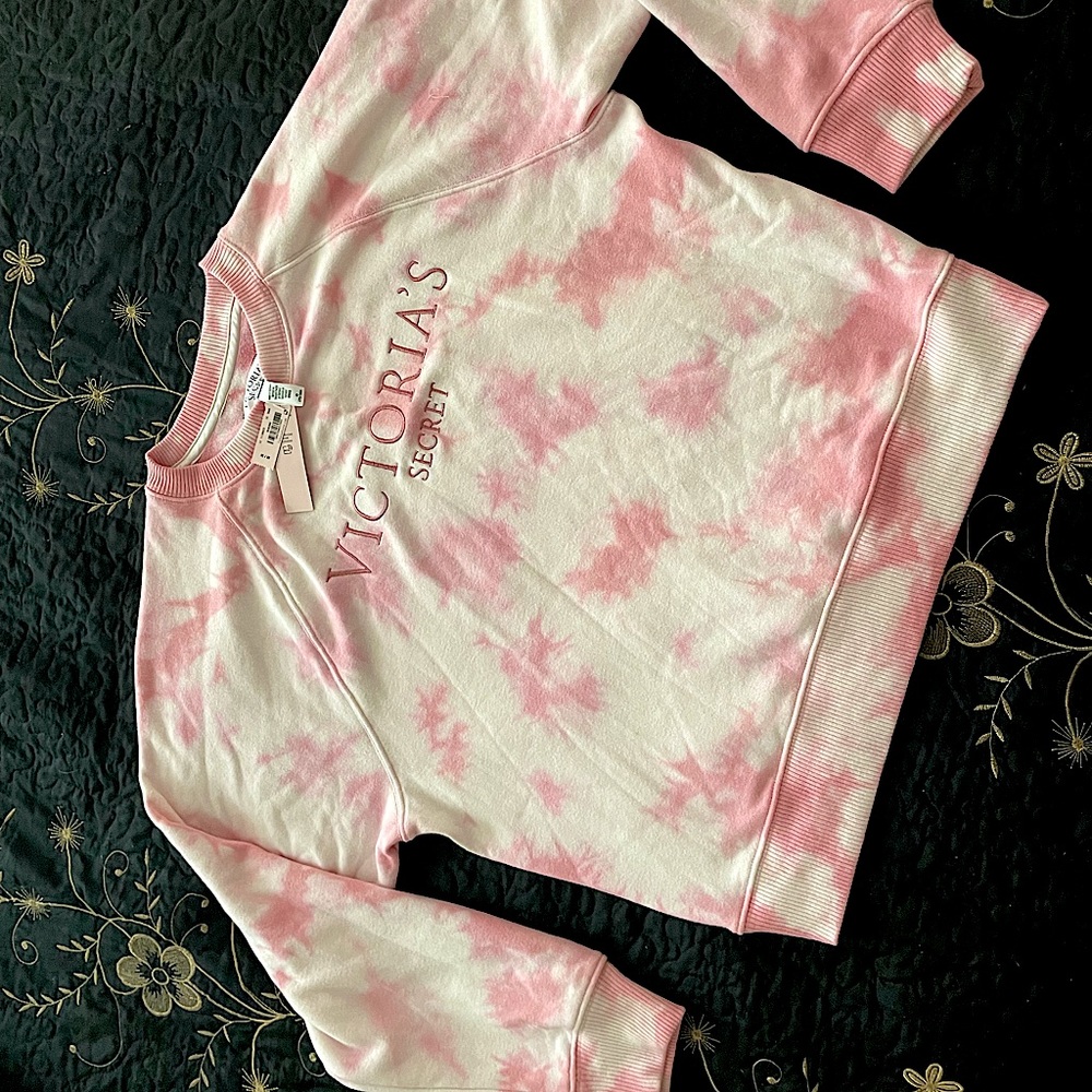 Victoria’s Secret tie-dye pull over sweatshirt